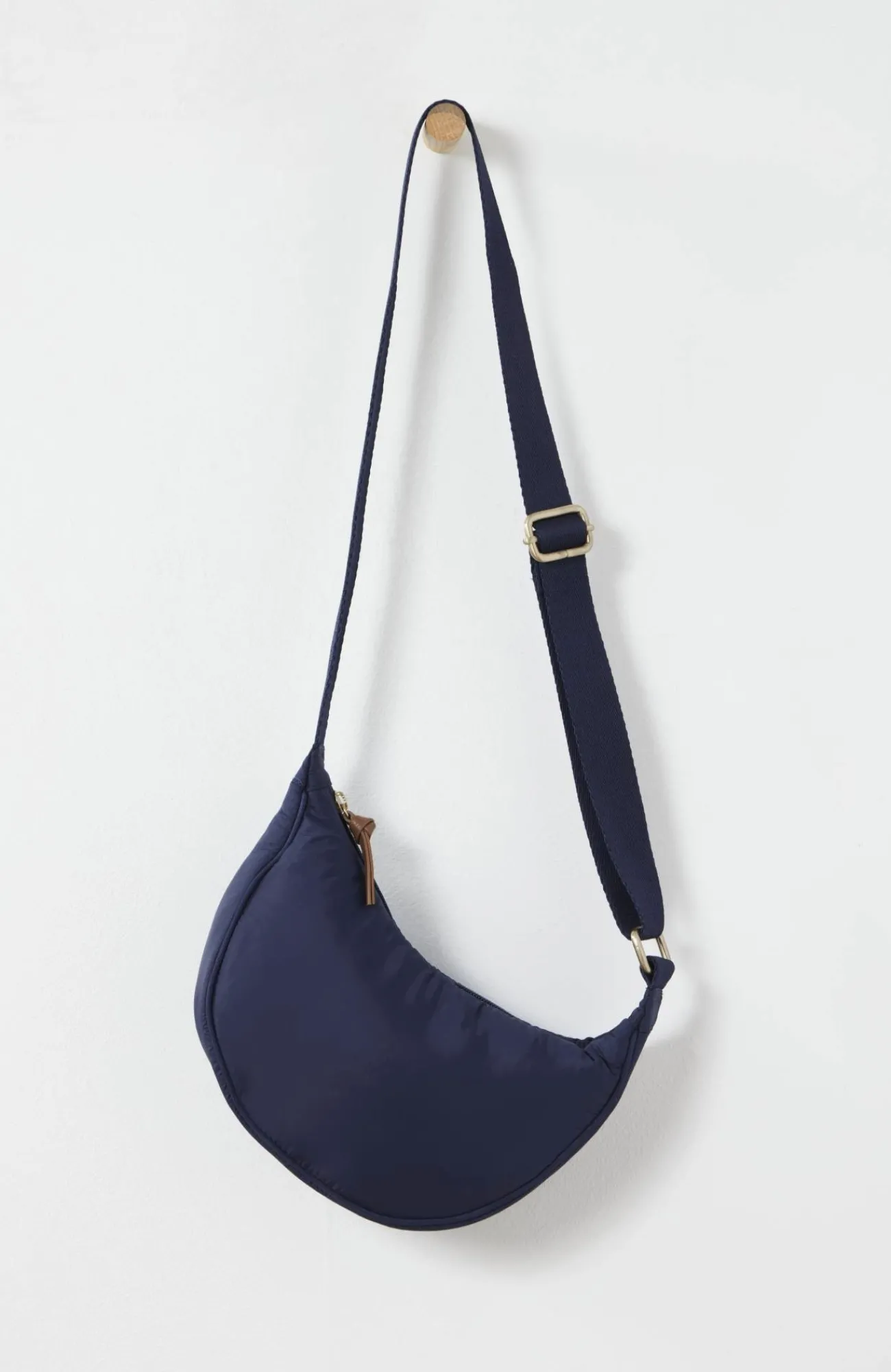 J.Jill Crescent Sling Bag Warm Natural Best