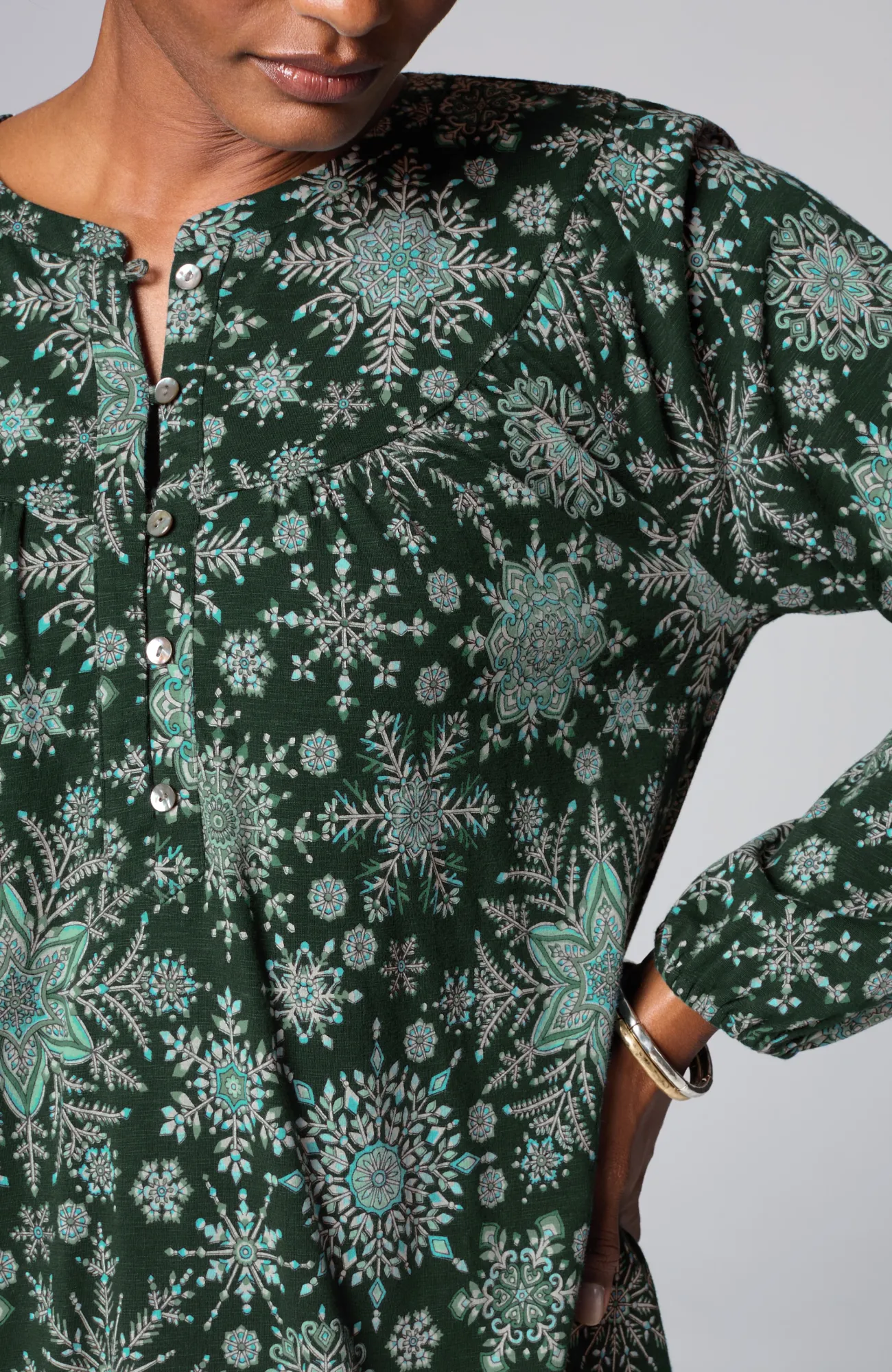 J.Jill Printed Peasant Top Emerald Mosaic Snowfall Fashion