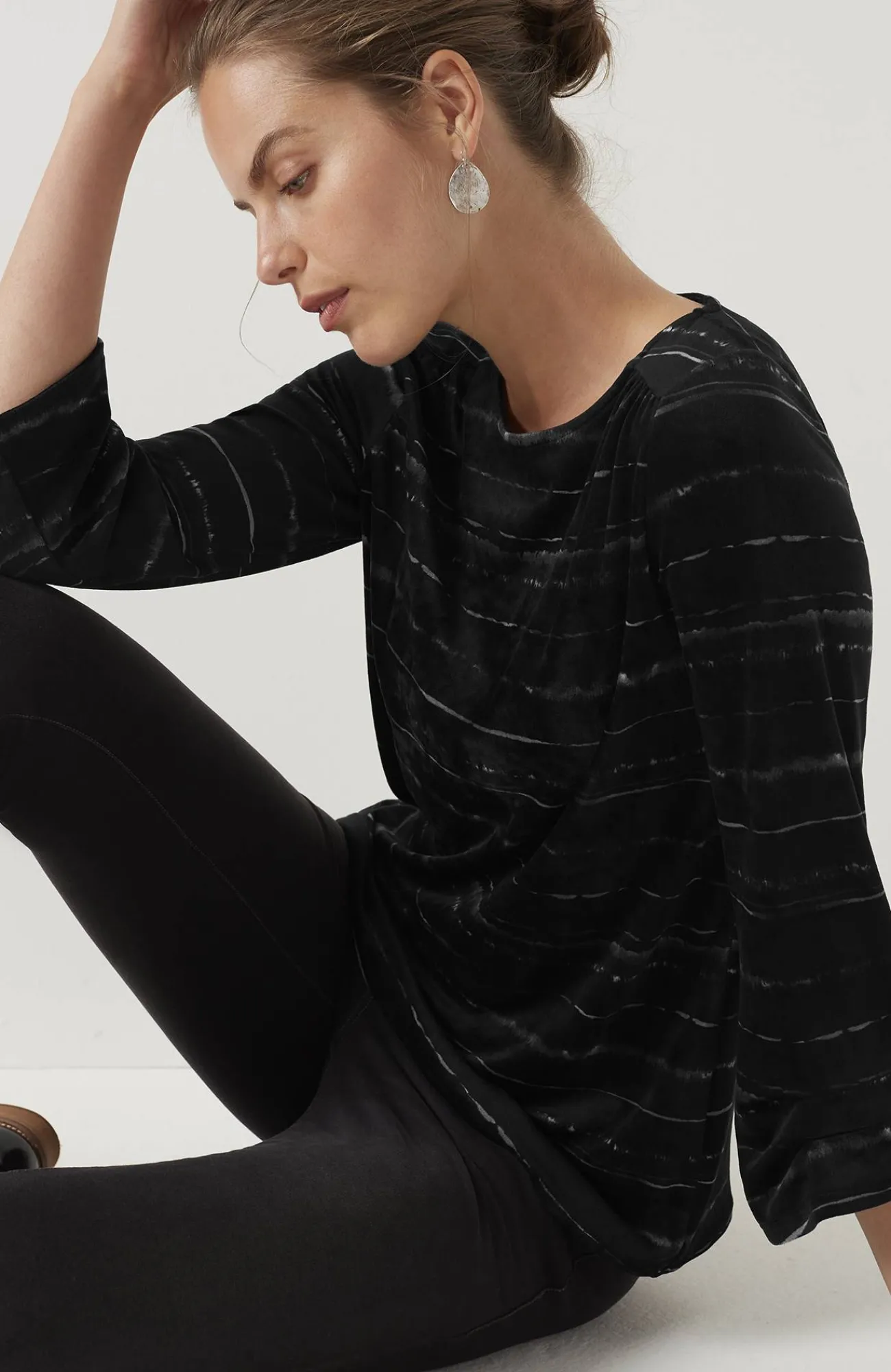 J.Jill Pure Jill Velour Pleated-Sleeve Top Black Tonal Painterly Stripe Store
