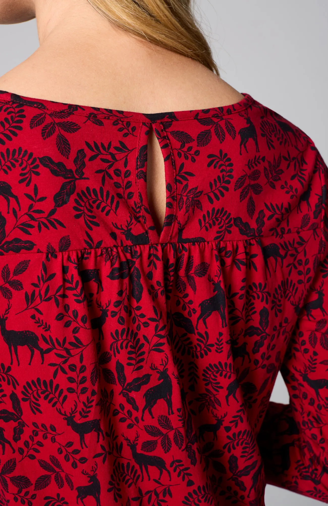J.Jill Sleep Ultrasoft Keyhole Gown Scarlet Reindeer Forest Clearance