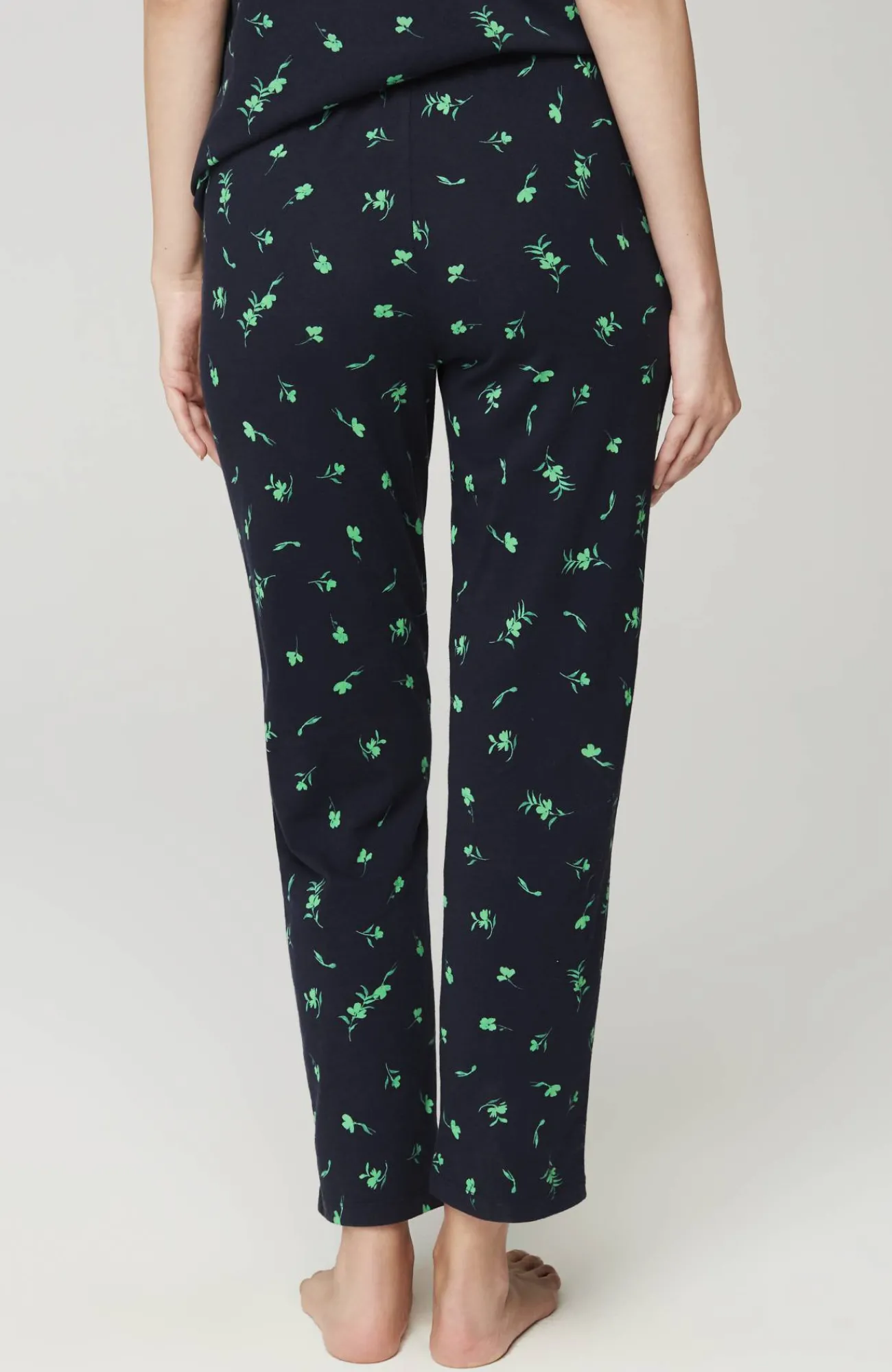 J.Jill Sleep Ultrasoft Slim-Leg Ankle Pants Soft Red Feathery Floral Best