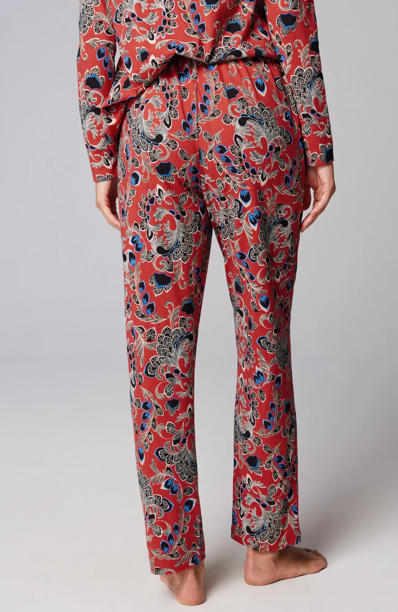J.Jill Sleep Ultrasoft Slim-Leg Ankle Pants Soft Red Feathery Floral Best