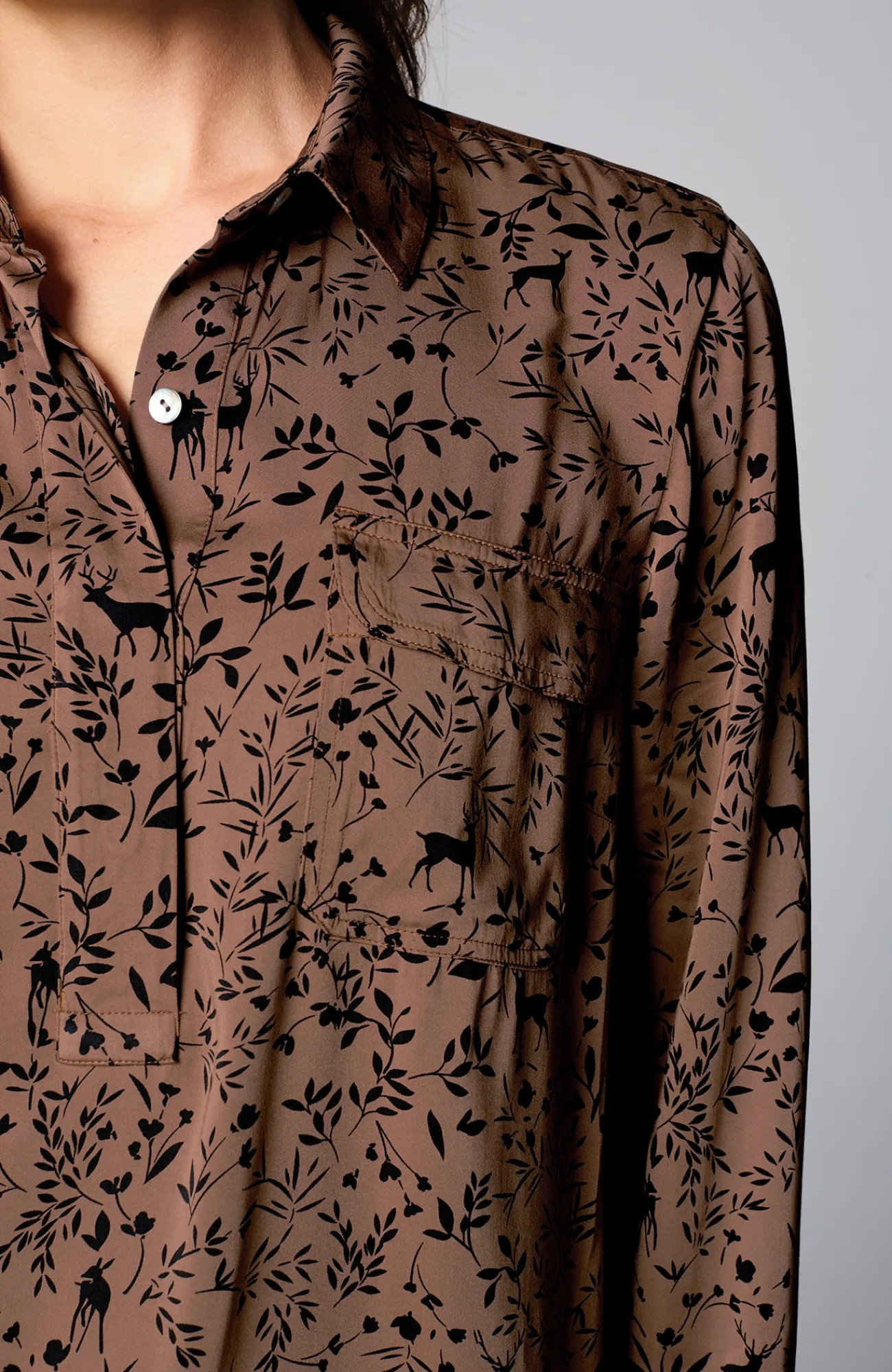 J.Jill Soft Luxe Utility Popover Vicuna Whimsical Woodland Online